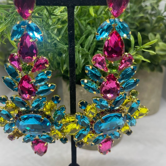 Pretty Gem - Picture 4 of 4